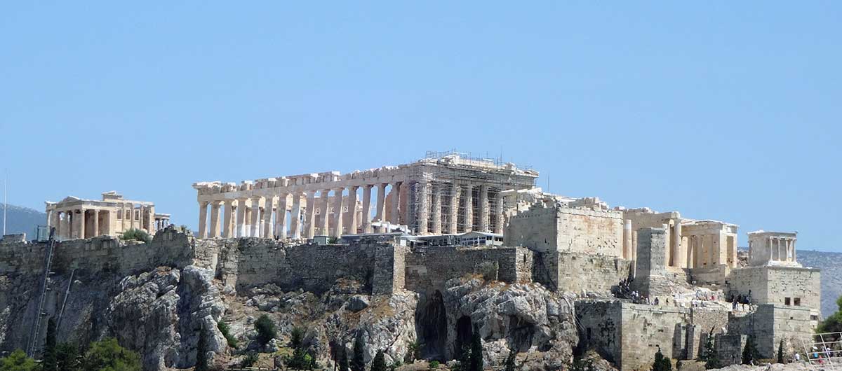 La Acrópolis en verano.