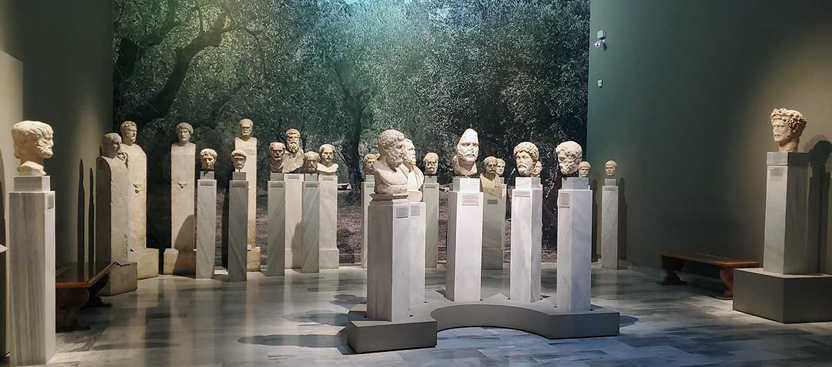 Bustos en el Museo de Arqueología de Atenas.