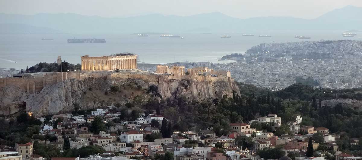 El Acrópolis visto desde el Monte Licabeto.